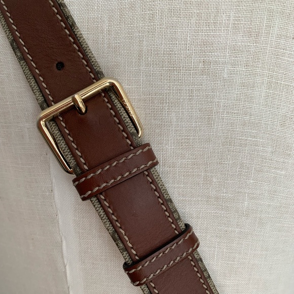 GUCCI Brown GG Supreme Loop Coated Canvas Messenger Small Crossbody Bag - Picture 11 of 15